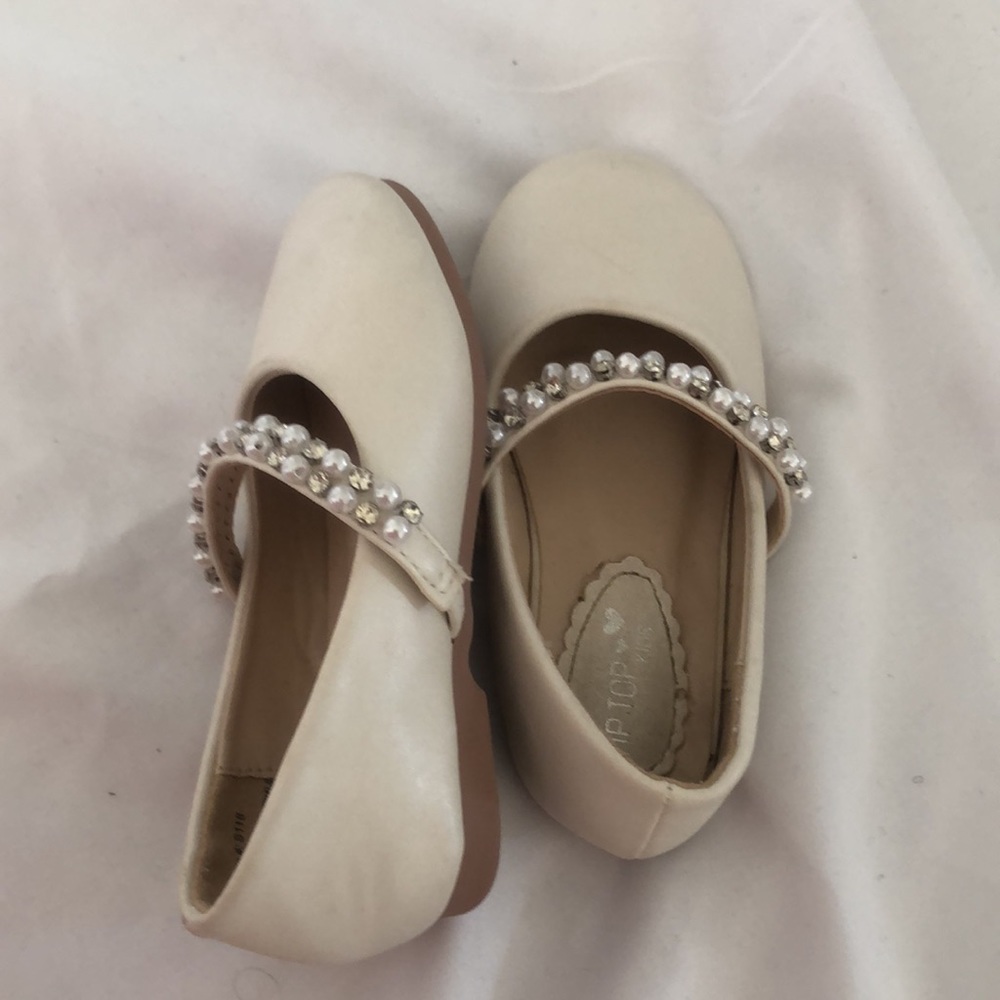 Girls Tip top spring pearl diamonds dress shoes - Picture 6 of 8